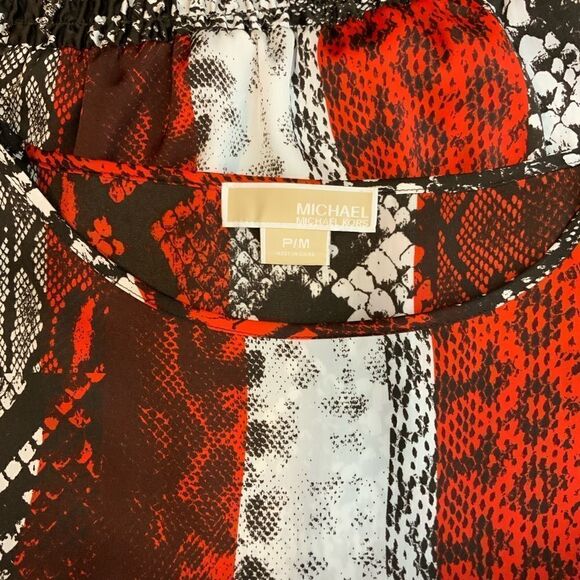 Women’s Michael Kors blouse - Picture 5 of 6